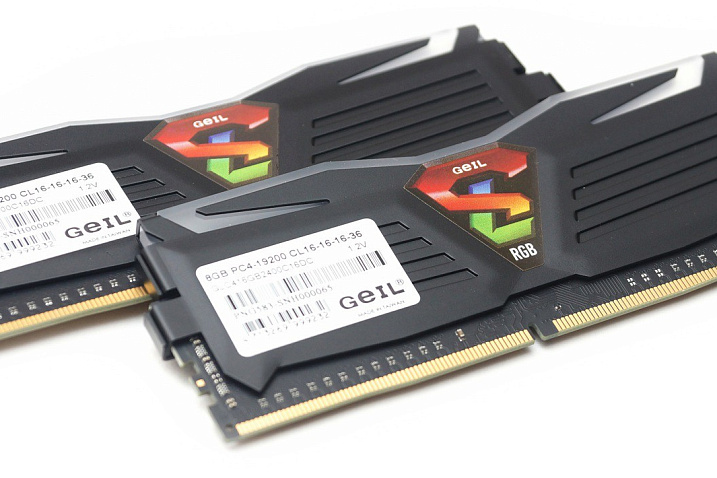 Обзор и тест комплекта оперативной памяти Geil DDR4 Super Luce RGB (GLC416GB2400C16DC)