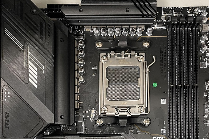 Материнская плата MSI MAG X670E Tomahawk WIFI может получить ценник $339