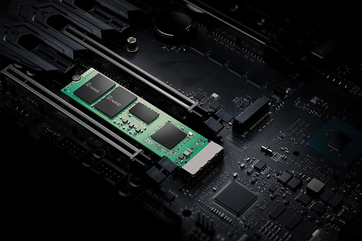 Intel начала продажи твердотельного накопителя 670p