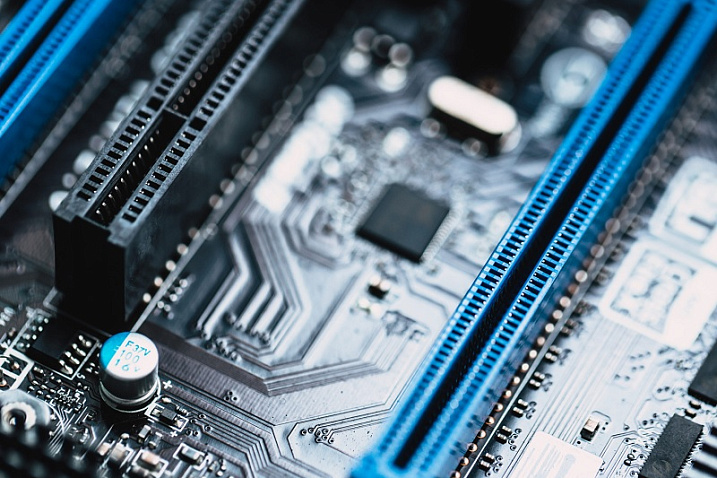 PCI-SIG начала разработку PCI Express с оптическими соединениями
