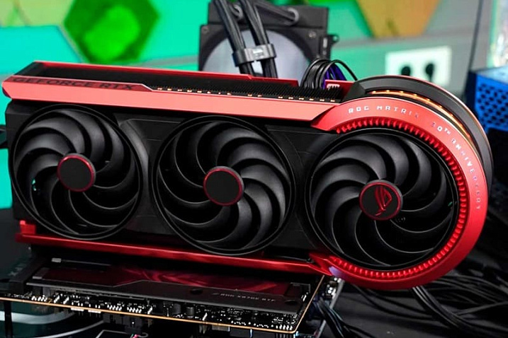 ASUS не считает смещённый разъём 12V-2x6 на видеокарте за $4000 дефектом