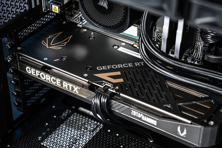 Пользователи NVIDIA могут перейти на очередной новый драйвер Game Ready 576.28