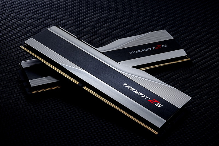 AMD Ryzen 7 8700G покорил DDR5-10346, практически побив мировой рекорд