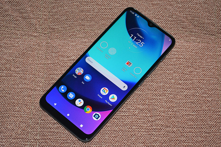 Обзор смартфона Motorola Moto E20