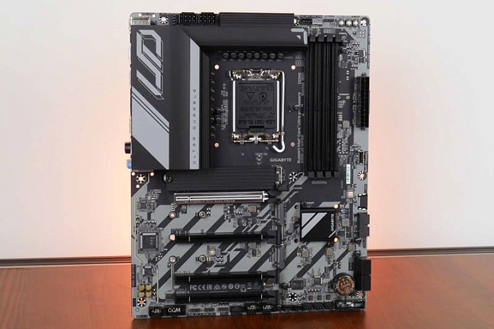 Технология GIGABYTE D5 Single Boost способна разогнать один модуль DDR5 до 8400 MT/s