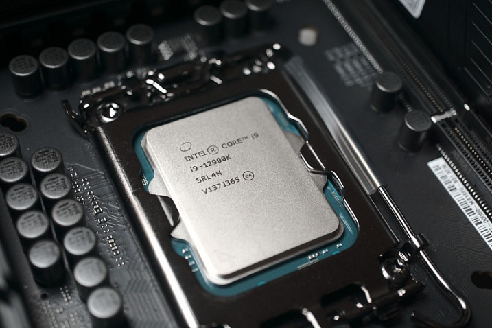 Настольные процессоры Intel отбирают долю AMD на японском рынке