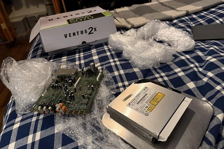 Покупатель GeForce RTX 5070 вместо видеокарты получил плату, DVD-привод и коврик для мыши