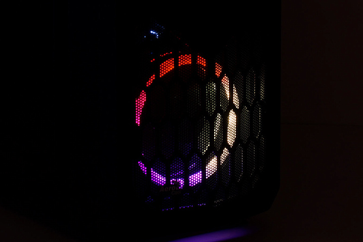 Обзор и тест корпуса Aerocool Tomahawk-S