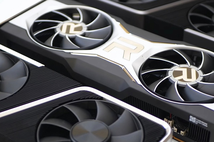 Слух: криптоферма с возможными GeForce RTX 4090 Ti и Radeon RX 7000 добывает более 27 ETH в день