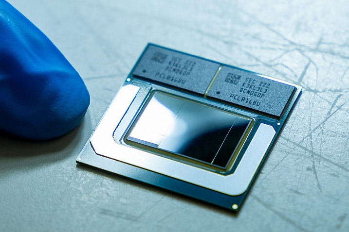 Intel показала процессор Meteor Lake со встроенной памятью LPDDR5x