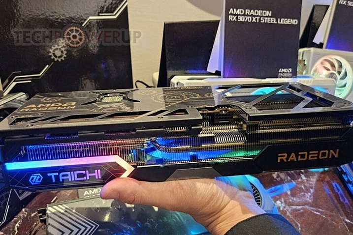 ASRock Radeon RX 9070 XT Steel Legend получила разъем 12V-2x6