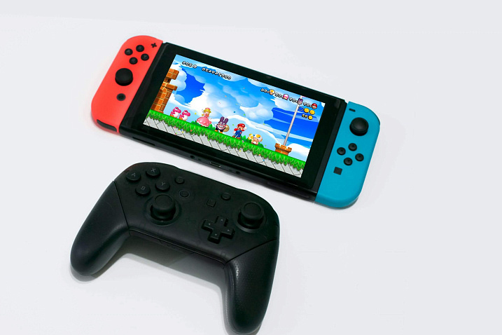 Nintendo без особой шумихи выпустила новый контроллер Switch Pro