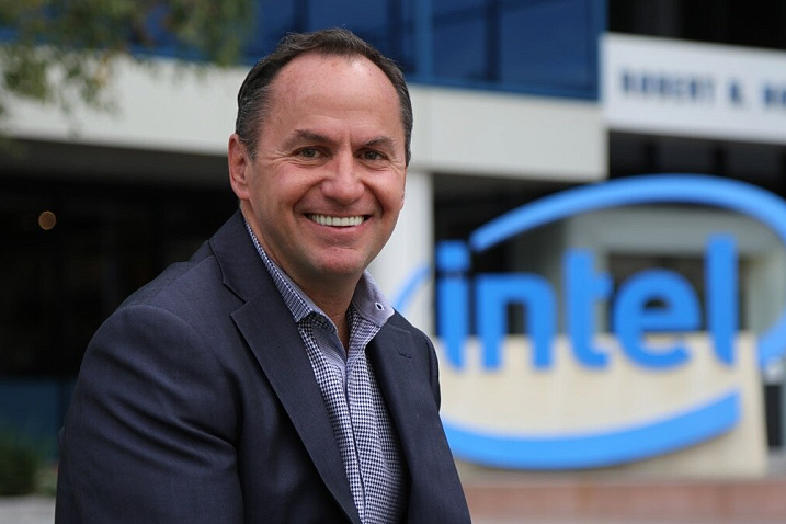 Генеральный директор Intel покинет пост в следующем месяце