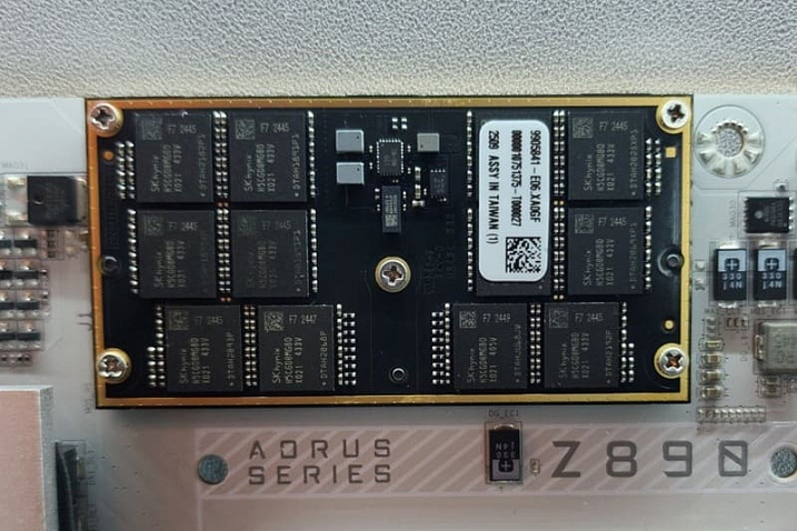 COMPUTEX: GIGABYTE показала плату Z890 AORUS Tachyon ICE с памятью CAMM2  