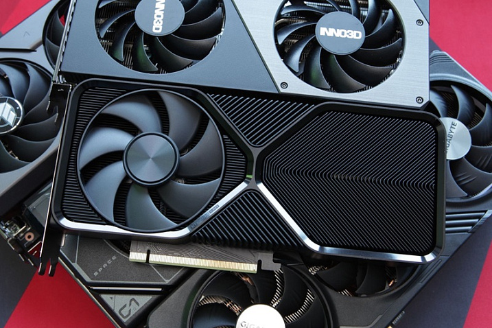 Слух: NVIDIA RTX 4060/Ti и RTX 4070 будут использовать новые графические процессоры