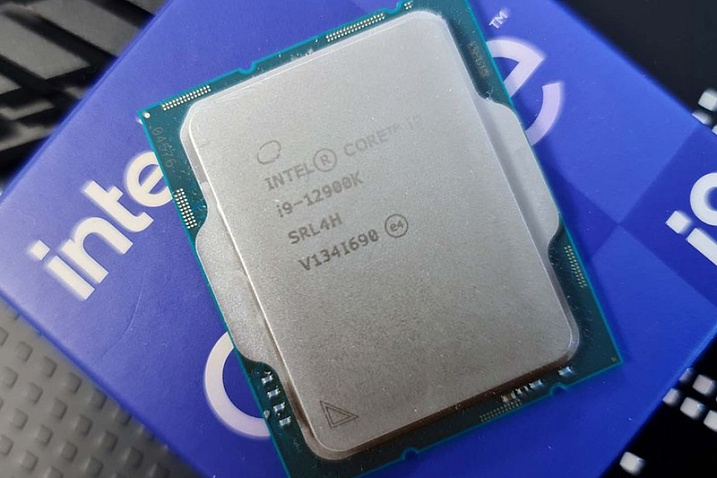 Суд Германии запретил продавать в стране процессоры Intel Alder Lake