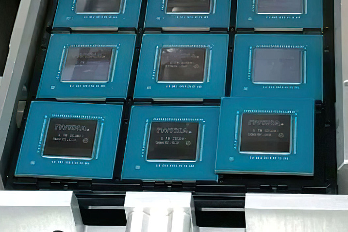Фотографии: проверка качества графических процессоров для видеокарт GeForce RTX 3070