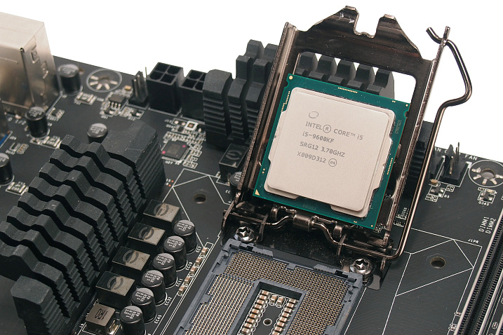 Обзор и тест процессора Intel Core i5-9600KF