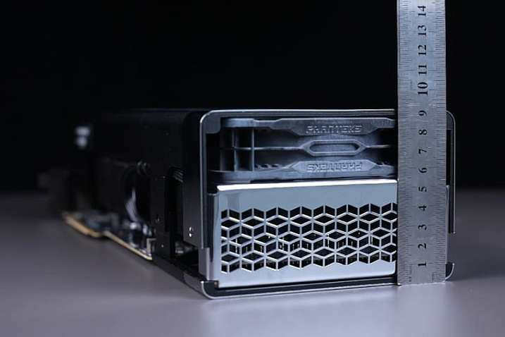 Толщина Cooler Master GeForce RTX 5080 Concept может увеличиваться до 9 см