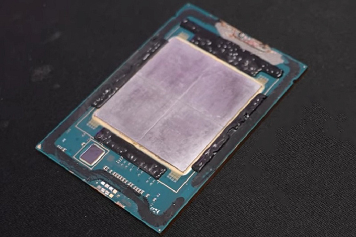Intel подробно показала внутреннее строение плиток Sapphire Rapids