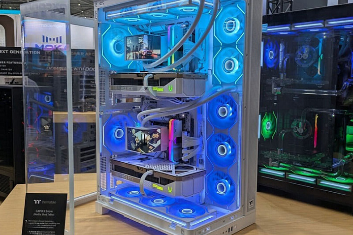 Корпус Thermaltake CAPO X вмещает две полноценные системы