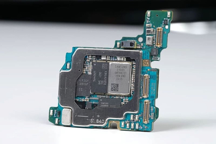Samsung на 50% уменьшила размер LPDDR5x для улучшения отвода тепла с Exynos 2600