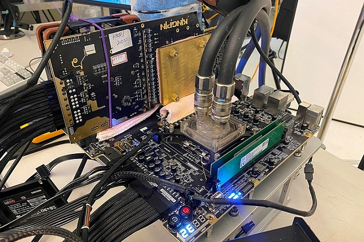 Разогнанная EVGA GeForce RTX 3090 K|NGP|N установила мировой рекорд в 3DMark Port Royal
