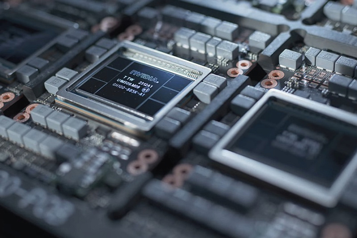 NVIDIA подтвердила выход ускорителя B100 на архитектуре Blackwell в следующем году