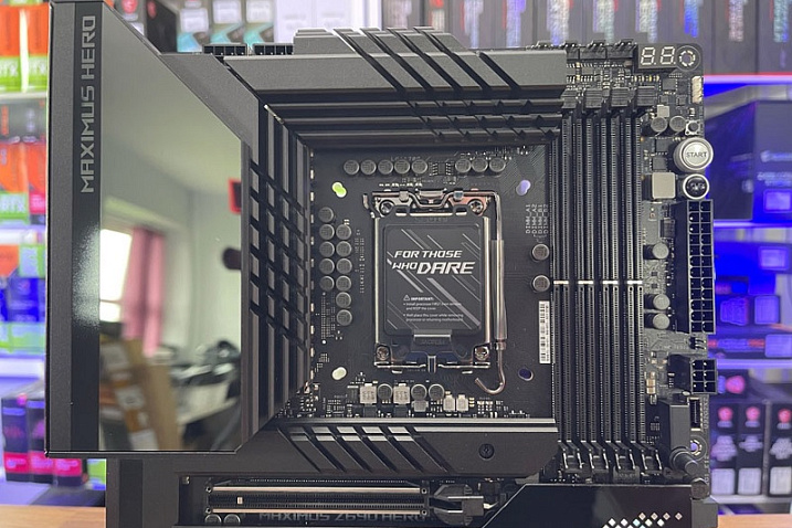Владельцы ASUS ROG MAXIMUS Z690 HERO сообщают о неисправности материнской платы