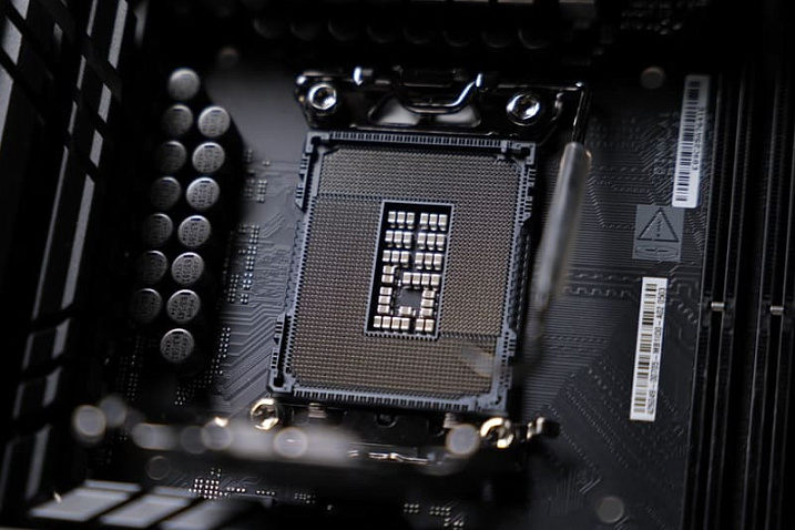 Размер сокета Intel LGA1954 останется таким же, как у LGA1851