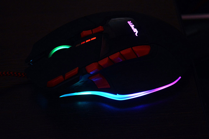 Обзор игровой мыши Viper V570