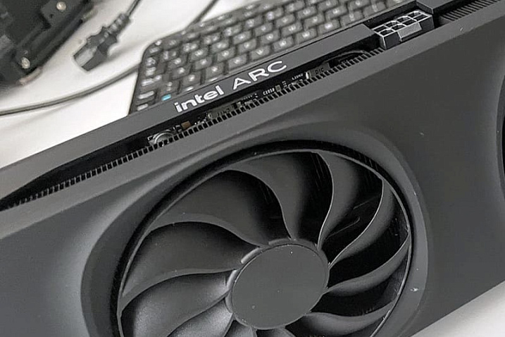 Intel готовит пользователей к возможному запуску Arc B770  