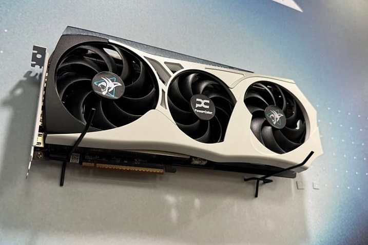 COMPUTEX: PowerColor показала серию чёрно-белых видеокарт REVA  