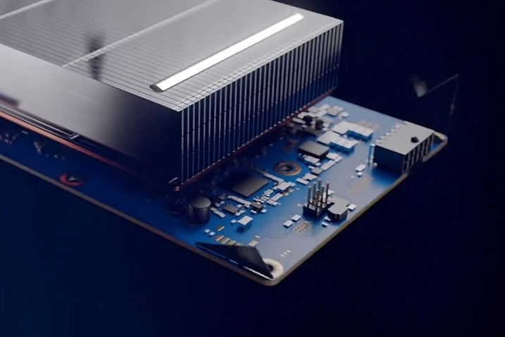 Ускоритель Intel Max Series 1100 получил разъем дополнительного питания 12VHPWR