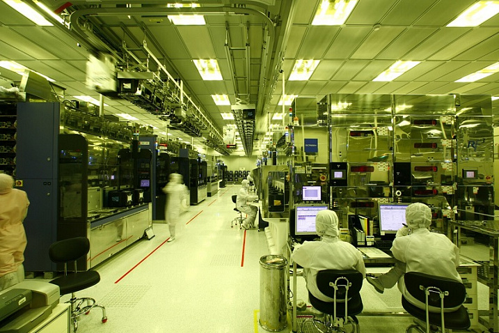 SK hynix просит SK Trichem возместить убытки за загрязнение производственной линии