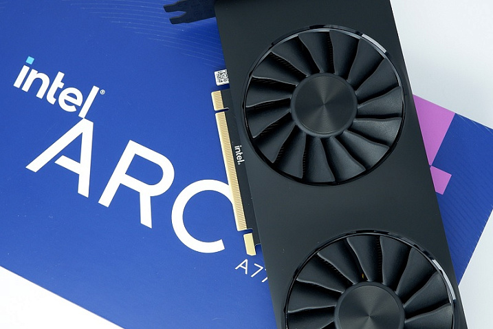 Intel Arc A770 разогналась до рекордных для неё 3586 MHz