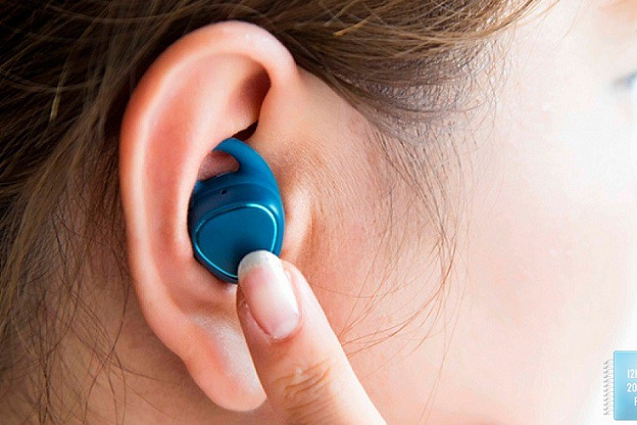 Samsung начала продажу своих новых Bluetooth-наушников Gear IconX