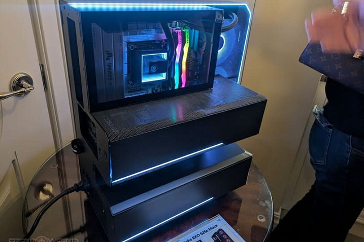 CES 2026: корпус Phanteks EXO 626 предполагает отдельные отсеки для всех компонентов