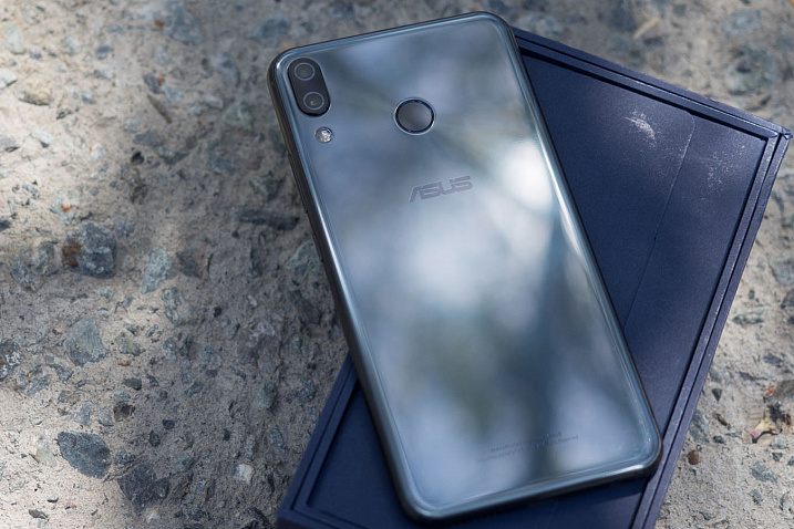 Обзор смартфона Asus Zenfone 5 ZE620KL