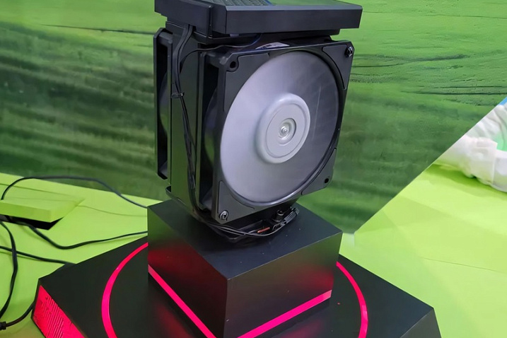 ADATA показала готовые СЖО серий XPG Levante II и XPG Hydro