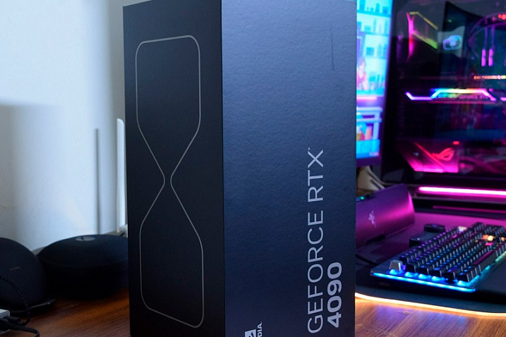 Распаковка различных версий NVIDIA GeForce RTX 4090 показала массивность флагмана