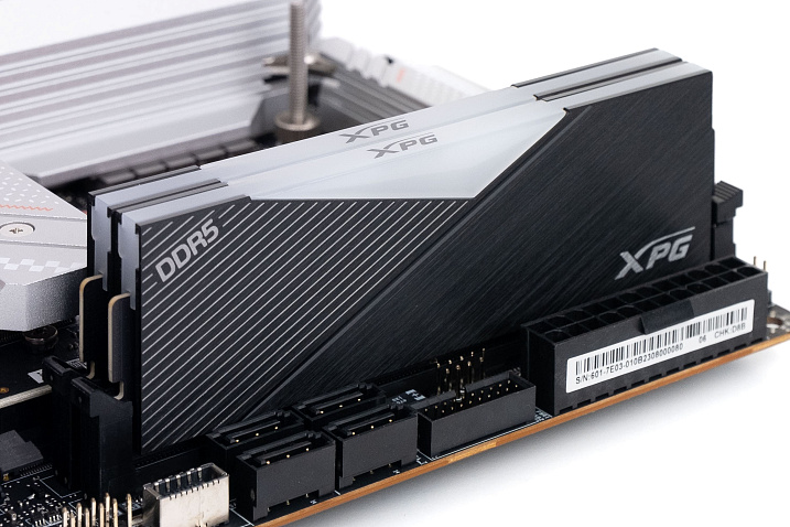 Обзор и тест комплекта оперативной памяти XPG Lancer RGB DDR5 7200 МГц 2x16 ГБ (AX5U7200C3416G)