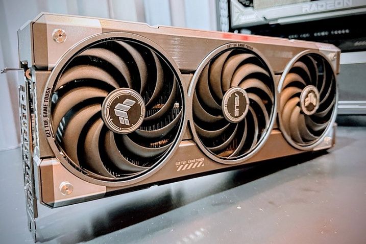 Более детальные характеристики и производительность Radeon RX 9070 XT