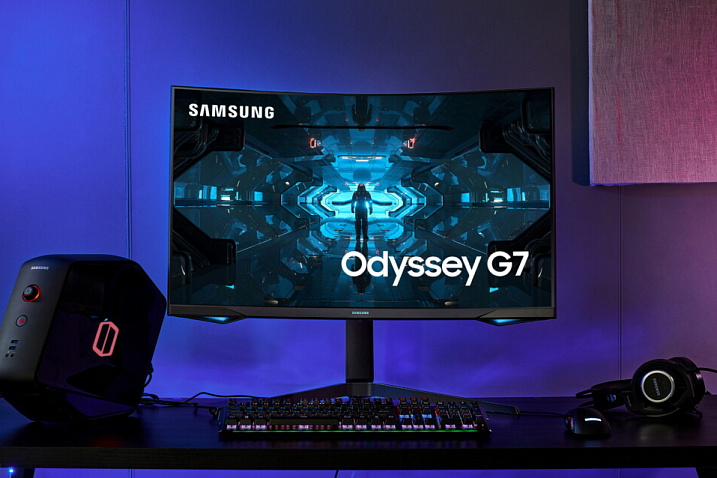 Компания Samsung выпустила изогнутый игровой монитор Odyssey G7