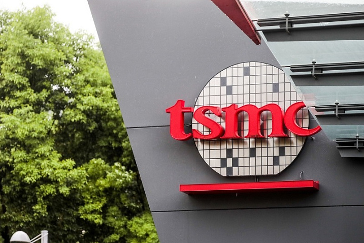 Несмотря на рекордную выручку, TSMC сокращает затраты на расширение