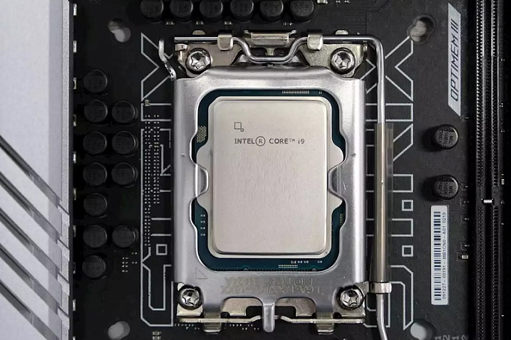 AIDA64 научилась идентифицировать процессоры Intel Raptor Lake Refresh