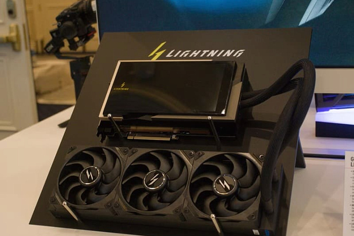CES 2026: видеокарта MSI RTX 5090 LIGHTNING будет поставляться в двух вариантах