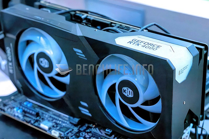 PNY и Cooler Master показали 4.5-слотовую GeForce RTX 4090 Verto