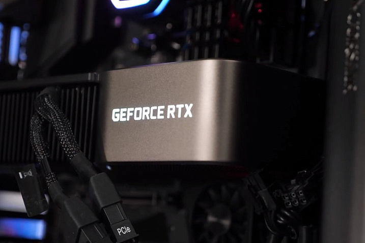 NVIDIA GeForce RTX 4080 может получить две версии с объемом видеопамяти 16 и 12 Гбайт