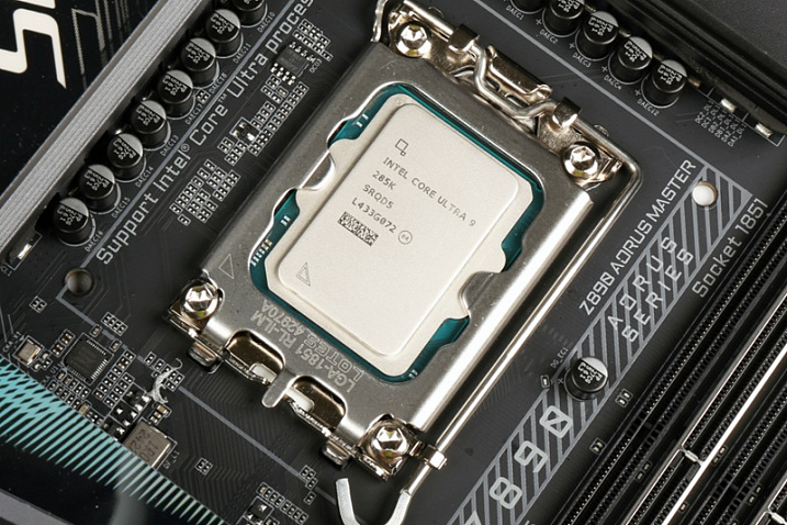 Немецкий магазин Mindfactory не продал даже десять Core Ultra 9 285K за первую неделю